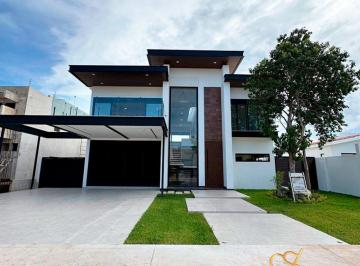 Casa de 5 habitaciones, Benito Juárez · Casa en Pre - Venta en Residencial Lagos del Sol, Cancún
