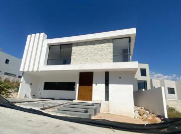 Casa de 3 habitaciones, León · Casa en Venta Nueva en El Molino Lomas III