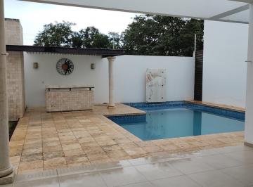 Casa · 424m² · 3 Recámaras · 4 Estacionamientos · Residencia en Privada Manantiales de Cocoyoles Cerca de Plaza La Isla Cabo Norte