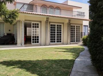 Casa · 1582m² · 5 Recámaras · 10 Estacionamientos · Residencia en Venta en San Carlos