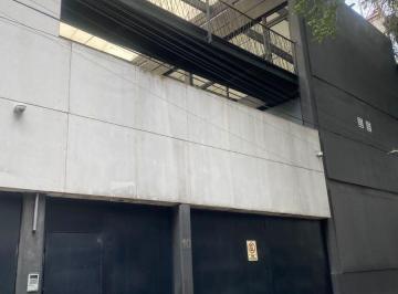 Edificio · 1560m² · 7 Estacionamientos · Edificio Corporativo en Venta
