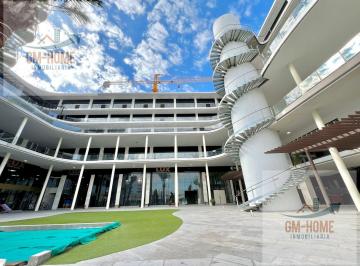 Local comercial · 44m² · Local en Renta en Plaza Punto Laguna. Towers, Mall And Hotel