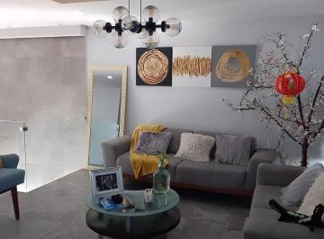 Casa en condominio · 244m² · 3 Recámaras · 3 Estacionamientos · Casa en Condominio Venta en El Condado con Alberca
