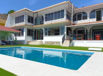 Casa · 650m² · 5 Recámaras · 4 Estacionamientos · Casa en Col. Francisco Villa