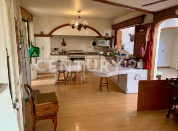 Casa · 773m² · 4 Recámaras · 4 Estacionamientos · Casa en Venta en Parque San Andrés