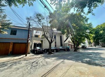 Casa uso de suelo de 12 habitaciones, Benito Juárez · En La Colonia Nápoles, Gran Casa con Uso de Suelo en Venta.
