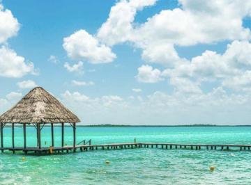 Terreno / Lote , Bacalar · Terreno en Venta en La Laguna en Bacalar