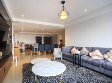 Departamento · 196m² · 3 Recámaras · 2 Estacionamientos · Departamento en Venta en Hacienda del Ciervo, Capri