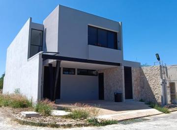 Casa · 230m² · 3 Recámaras · 2 Estacionamientos · Casa en Venta en Dzitya Merida