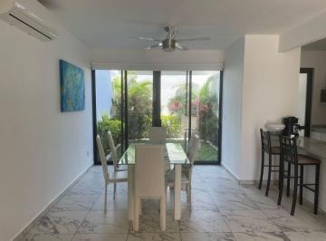 Casa en condominio de 3 habitaciones, Solidaridad · Se Renta Casa Amueblada de 3 Recámaras en Bali Fase 2 con Sport Club