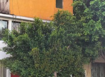 Casa de 4 habitaciones, Querétaro · Vendo Inmueble con Local Comercial Av Pie de La Cuesta Queretaro