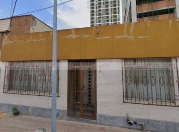 Casa uso de suelo · 270m² · 4 Recámaras · Casa con Uso de Suelo en Renta en Monterrey