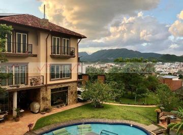 Casa · 780m² · 5 Recámaras · 9 Estacionamientos · Casa en Venta en Sierra Alta