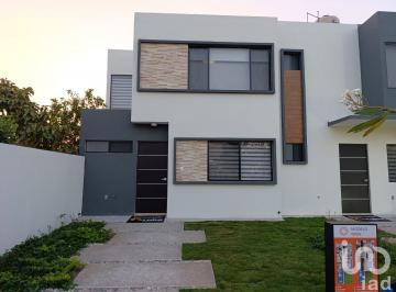Casa · 95m² · 3 Recámaras · 1 Estacionamiento · Casa en Venta en Zona Tejeria Veracruz