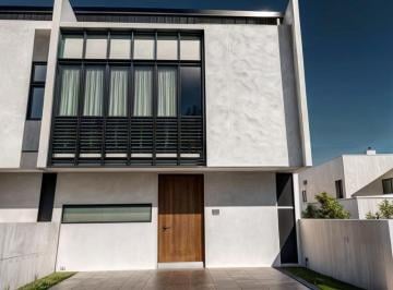 Casa de 4 habitaciones, Corregidora · El Condado, Hermosa Casa en Venta, El Hogar de Tus Sueños!