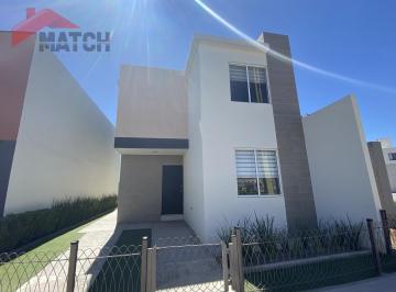 Casa · 129m² · 3 Recámaras · 1 Estacionamiento · Casa Nueva en Triana Residencial