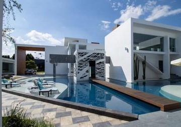 Casa en condominio · 3048m² · 12 Recámaras · 20 Estacionamientos · Residencia de Lujo en Venta Oportunidad, Atlixco, Puebla