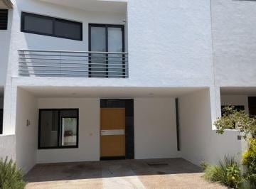 Casa en condominio de 3 habitaciones, Zapopan · Casa en Renta en Coto Senda Cerca de Las Lomas