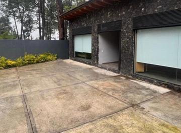 Casa de 4 habitaciones, Valle de Bravo · Venta Casa Valle de Bravo Avandaro