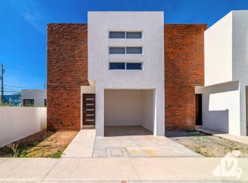 Casa · 119m² · 3 Recámaras · 2 Estacionamientos · Casa en Venta en San Juan del Rio, Queretaro