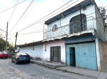 Casa de 6 habitaciones, Tlajomulco de Zúñiga · Casa Venta Alameda Tlajomulco de Zuñiga