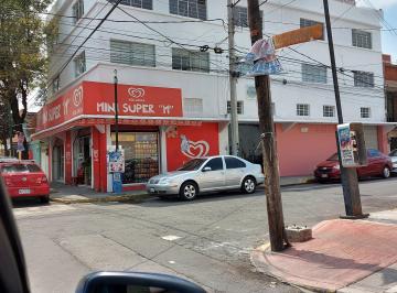 Oficina , Iztacalco · Rento Oficinas o Taller en 1er y 2do Piso en Edificio