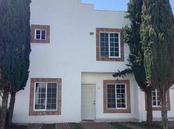Casa en condominio de 3 habitaciones, Querétaro · Renta Casa Semi Amueblada Para Estudiantes o Residentes
