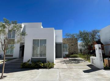 Casa · 104m² · 3 Recámaras · 1 Estacionamiento · Casa en Venta Residencial Nuevo Al Norte de La Ciudad Amk