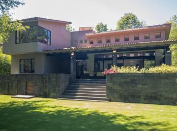 Casa · 380m² · 4 Recámaras · 4 Estacionamientos · Casa en Condominio en Venta - (4)