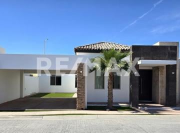 Casa · 149m² · 3 Recámaras · 2 Estacionamientos · Casas en Venta "De Una Planta" en Residencial Privado - (4)