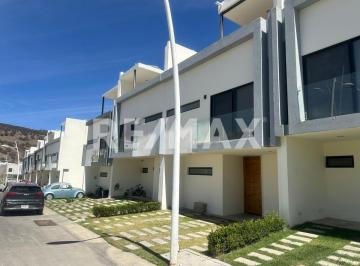 Casa · 210m² · 4 Recámaras · 3 Estacionamientos · Casa en Venta en Ttriventy - (4)