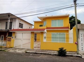 Casa de 3 habitaciones, Boca del Río · Casa en Venta en Col. Primero de Mayo Norte. Boca del Río, Veracruz.