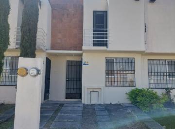 Casa de 2 habitaciones, Xochitepec · Casa en El Mejor Clima de Morelos, de Oferta