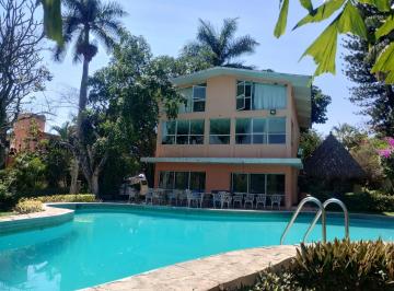 Casa · 362m² · 7 Recámaras · 5 Estacionamientos · Casa en Venta en Granjas Mérida, Los Sabinos, Temixco, Morelos