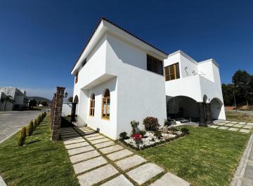Casa de 3 habitaciones, Atlixco · Venta de Finca Nueva en Atlixco