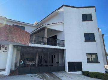 Casa de 4 habitaciones, Monterrey · En Venta, Casa en Bosques de Las Cumbres 6to Sector D