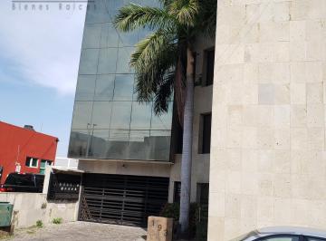 Oficina · 97m² · 1 Estacionamiento · Oficina en Venta o Renta
