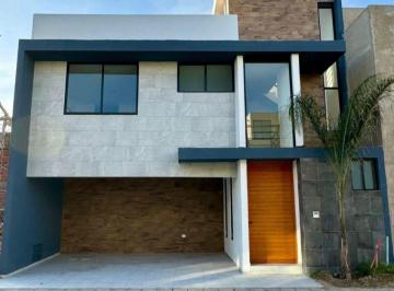 Casa de 3 habitaciones, San Andrés Cholula · Residencia Lista Para Estrenar Frente a Plaza San Diego!