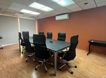 Oficina · 290m² · 2 Estacionamientos · Renta de Oficina en Revolución Contry Monterrey