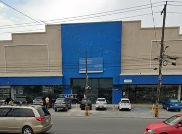 Local comercial · 1200m² · 8 Estacionamientos · Local Comercial en Av Importante