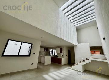 Casa · 215m² · 3 Recámaras · 2 Estacionamientos · Casa en Venta en Xalapa Veracruz Zona Agustín Lara - Badillo - Araucarias (Modelo Araucarias)