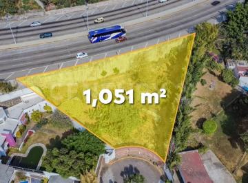 Terreno / Lote · 1051m² · Terreno en Lomas de Cortes Cuernavaca Morelos en $2,855 por m²