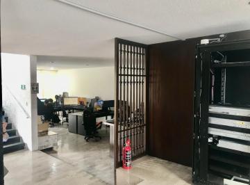 Oficina de 4 habitaciones, Naucalpan de Juárez · Casa con Uso de Suelo Oficina en Venta Av de Los Bosques