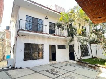 Casa · 245m² · 4 Recámaras · 3 Estacionamientos · Casa en Venta, a 3 Min. del Zocalo de Yautepec, Morelos