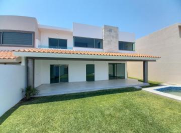 Casa · 240m² · 4 Recámaras · 2 Estacionamientos · Preventa Casa Lomas de Jiutepec, Morelos