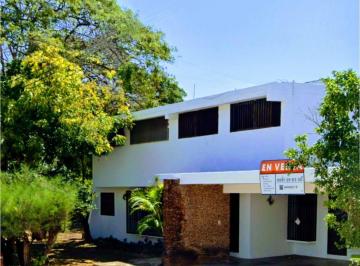 Casa de 4 habitaciones, Mérida · Residencia en Esquina en La Col. Buenavista ¡Cercana a Prolongacion Montejo y a Circuito Colonias!