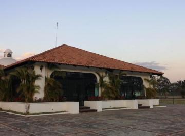 Terreno / Lote , Tlajomulco de Zúñiga · Terreno 300 m² Fraccionamiento Los Reyes Cajititlán $950,000
