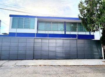 Casa de 8 habitaciones, Guadalajara · Casa en Venta en Ladrón de Guevara a Media Cuadra de Av Mexico.