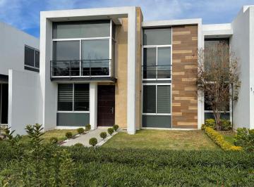Casa de 3 habitaciones, León · Casa en Venta en Soberna Residencial