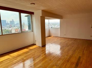 Departamento de 3 habitaciones, Benito Juárez · Amplio Penthouse con Excelente Iluminación Natural en Una de Las Mejores Zonas de La Ciudad.